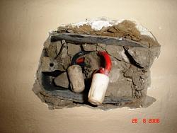 Click image for larger version. 

Name:	wiring plastered into the wall.jpg 
Views:	148 
Size:	82.2 KB 
ID:	7794