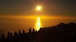 Click image for larger version. 

Name:	sunset on table mountain.jpg 
Views:	300 
Size:	19.6 KB 
ID:	6011